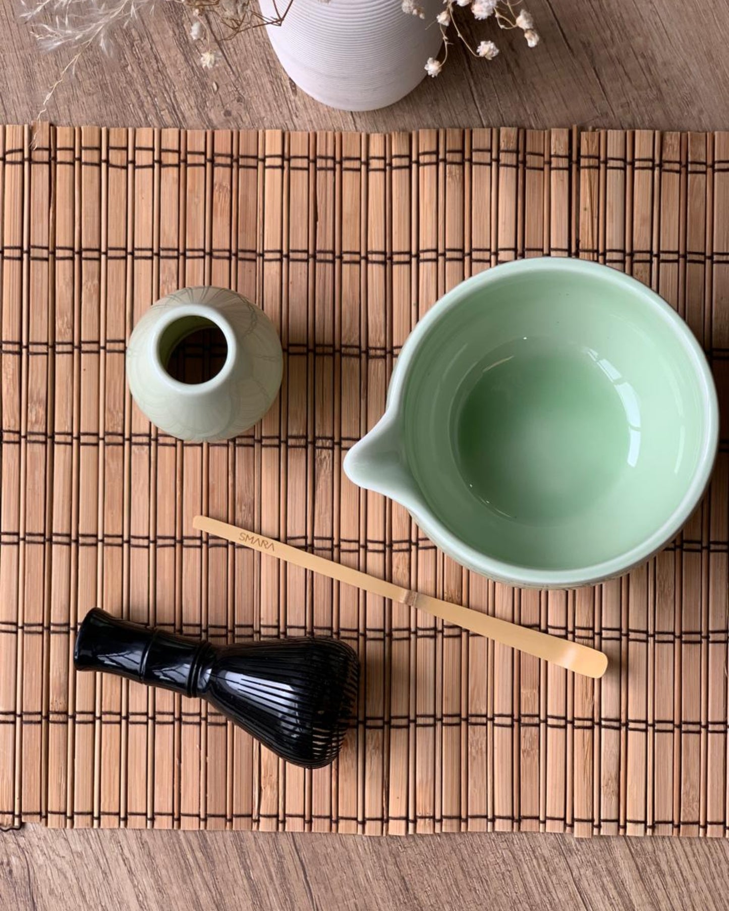 
                  
                    Resin Matcha Whisk
                  
                
